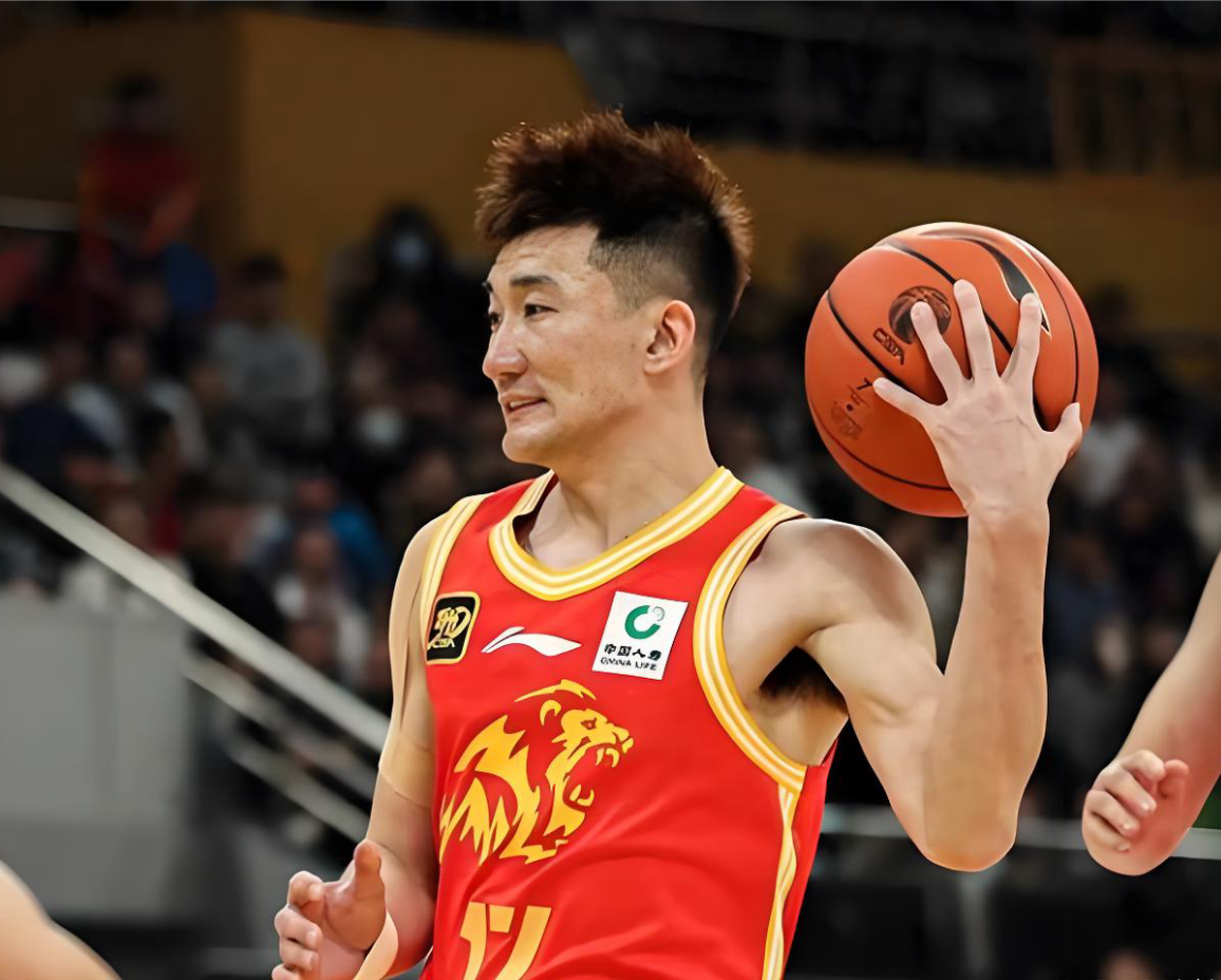 开云官网-赢上海8分！CBA记者批评广厦队1人：王博早弃用他，不会0-3落后